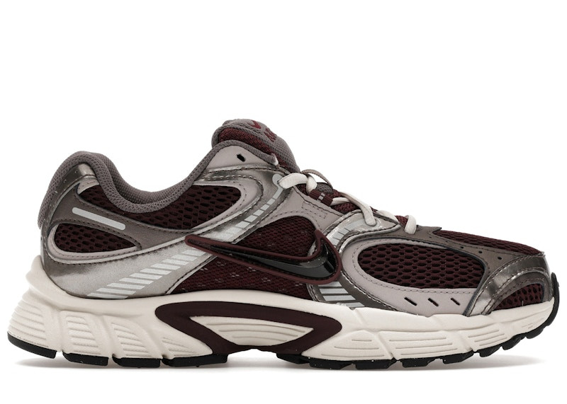 Nike V5 RNR (Women's) Sneakers in Burgundy Crush/College Grey/Light Orewood Brown | StockX