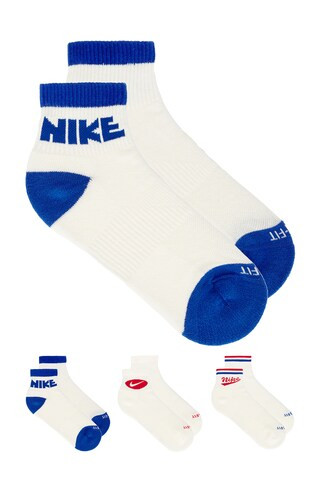 Everyday Plus 3 Pack Ankle Socks
                    
                    Nike | Revolve Clothing (Global)