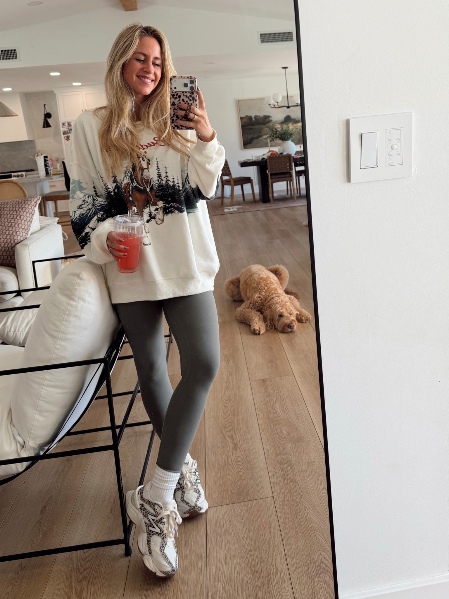 Cute target sweatshirt for the holidays! Perfect oversized with leggings! 

#LTKHoliday #LTKSeasonal #LTKActive