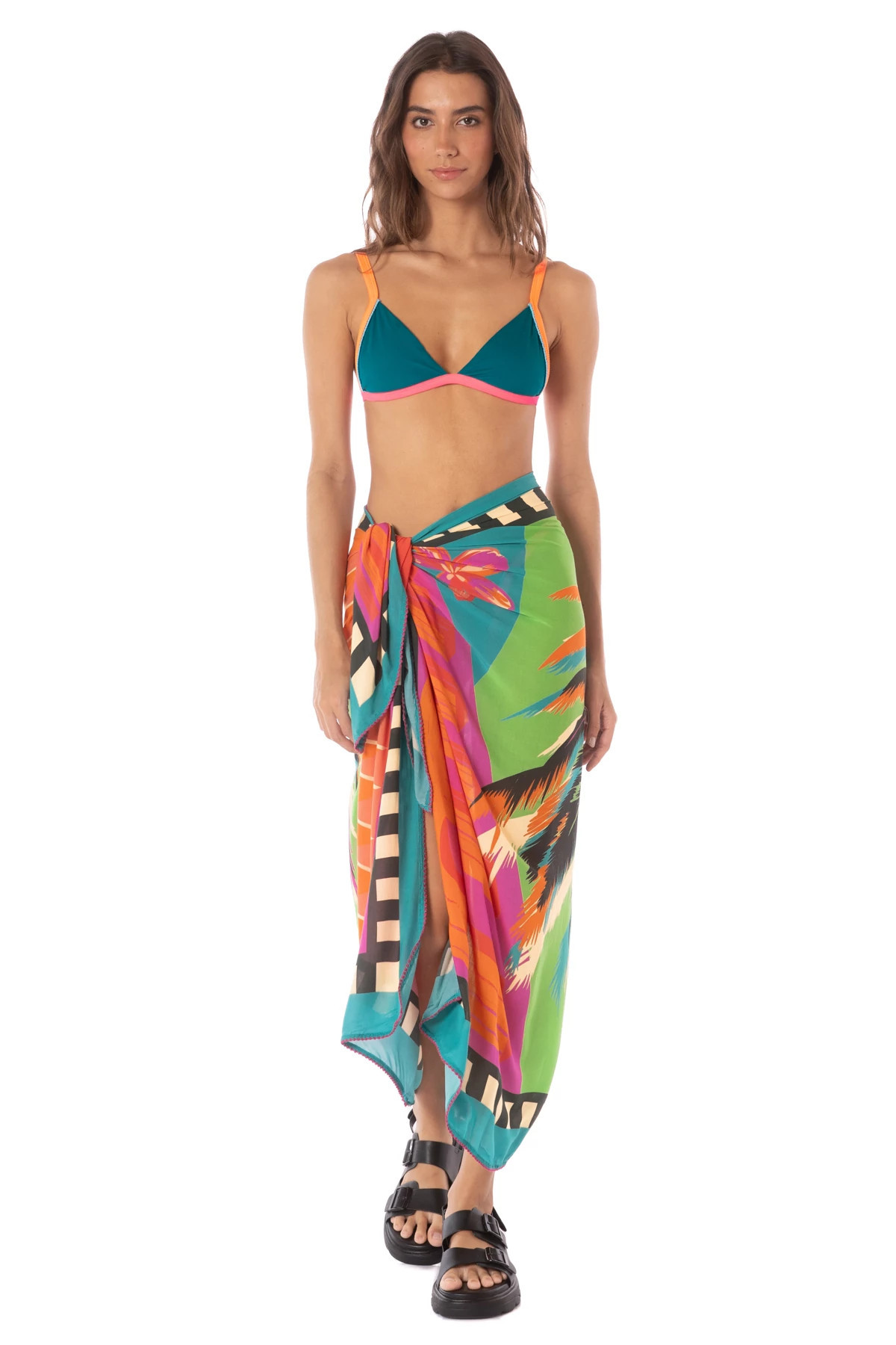 Isla Pareo | Everything But Water