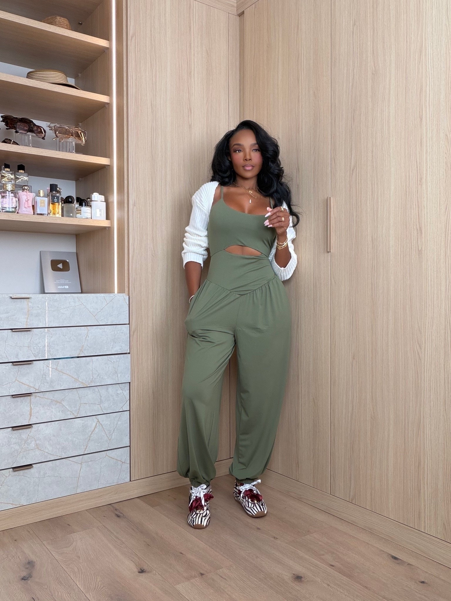 Scroll to shop! ✨ Everything from this look is linked below. 👇🏽    

Wearing: Size Small | 5’4” | 140 lbs  

📲   Download the FREE LTK app & follow me (@kirasfashionfinds) to shop all my daily finds.  #LTKootd #LTKPetite #LTKU