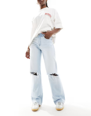 Stradivarius D92 straight ripped jeans in light blue wash | ASOS (Global)