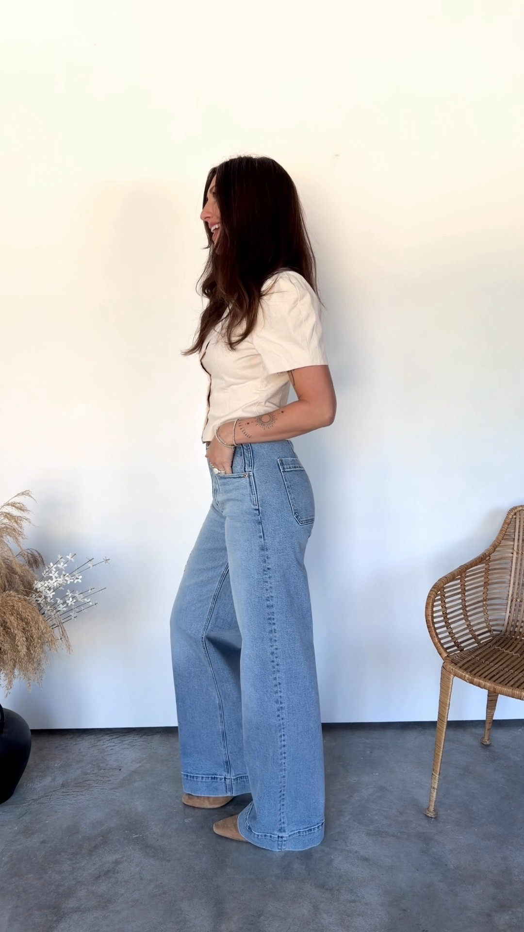 Wearing the small top and 27” jeans

#LTKOver40 #LTKSeasonal #LTKootd