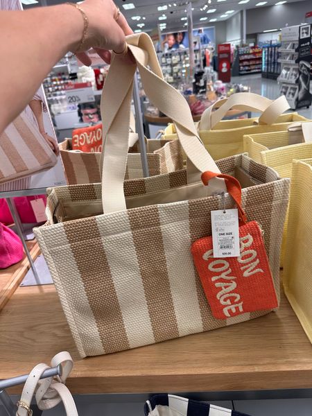 This tote bag from target is a must!!!! I love how it comes with a little wristlet. $35 and comes in other colors 

Target finds
Tote bag 
Beach bag 
Summer bag 
Travel bag 



#LTKtravel #LTKitbag #LTKSeasonal