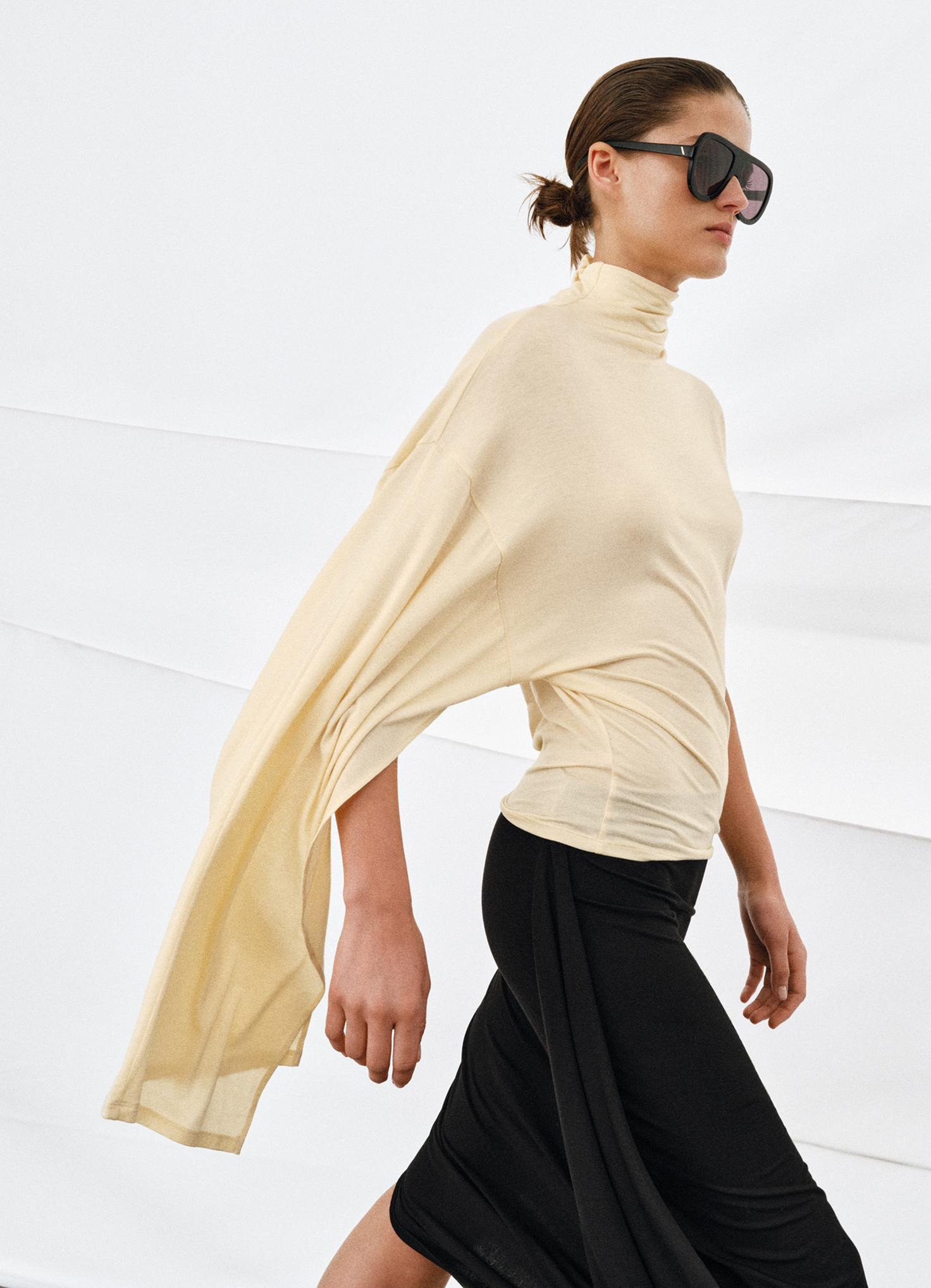 ASYMMETRIC FLOWING TOP | Zara UK