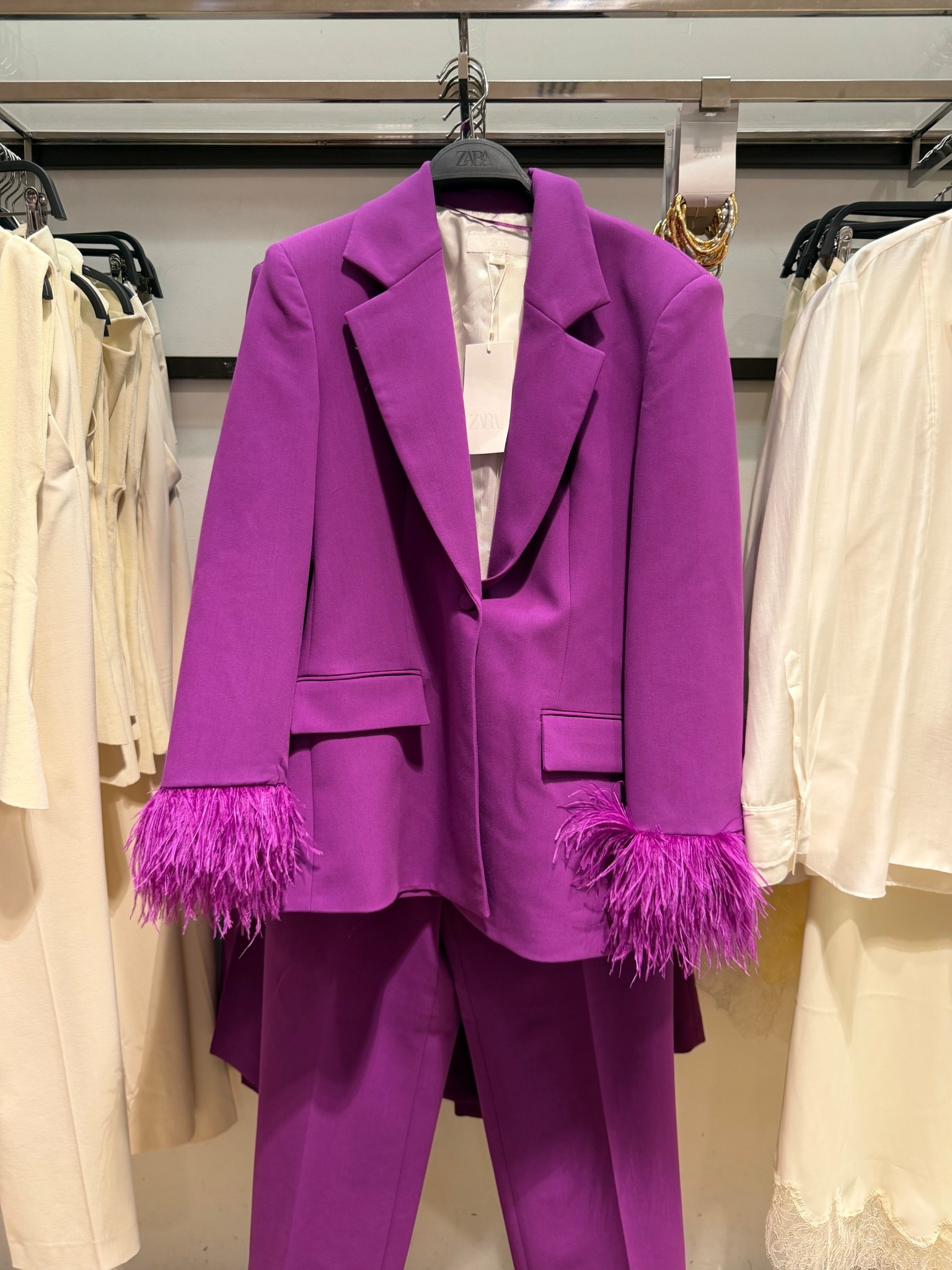 Spring Fashion Find | Purple Feather Blazer

#blazer #zara #purple

#LTKMothersDay #LTKgrwm #LTKootd