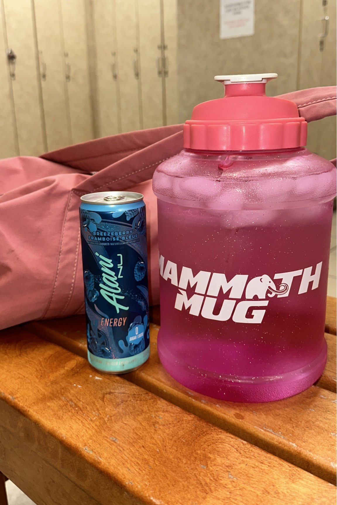 Gym aesthetic, gym girl aesthetic, gym, energy drink, alani energy drink, mammoth mug, big water bottles, exercise aesthetic

#LTKfitness