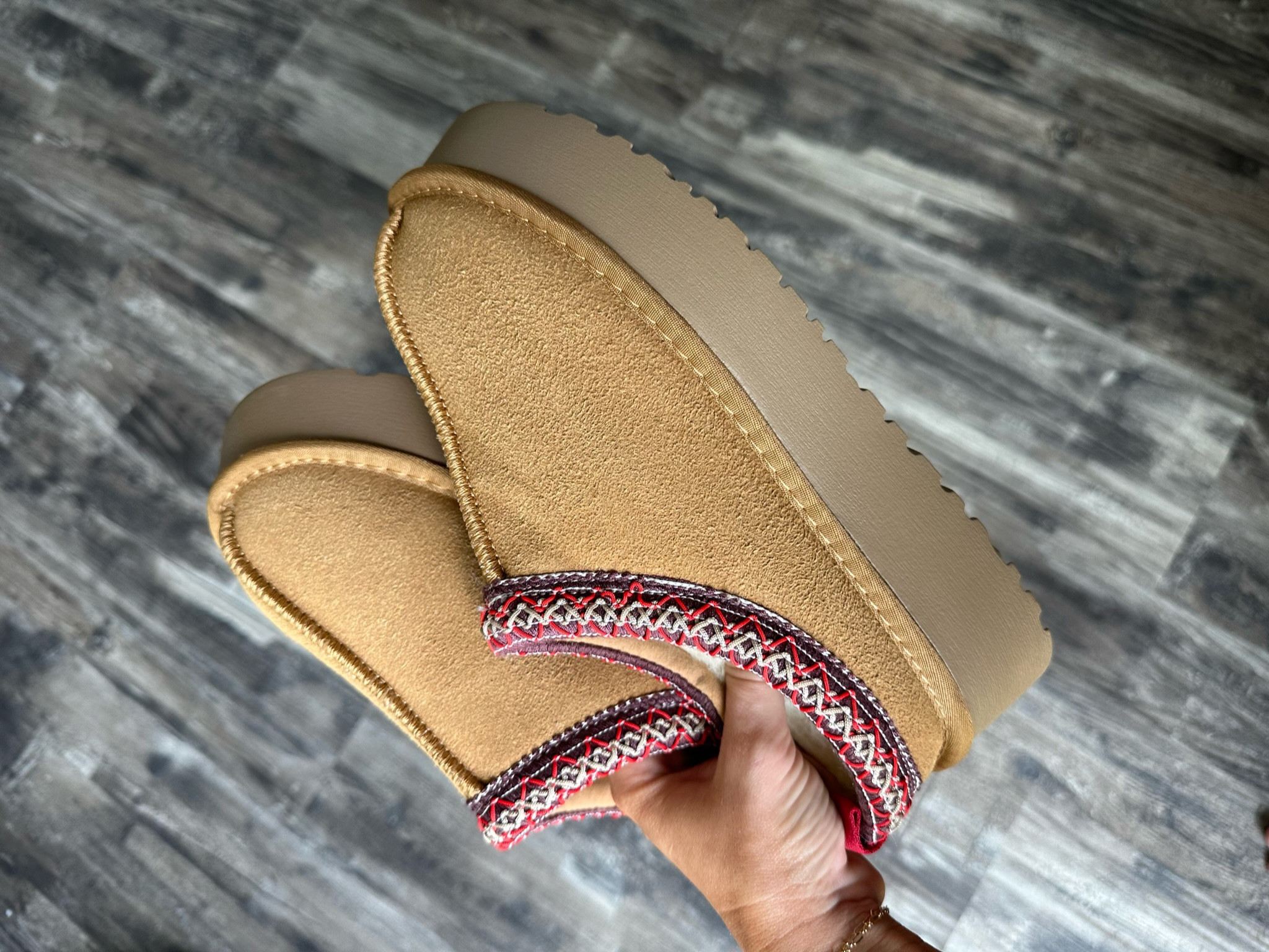 My platform slippers!

#LTKshoecrush