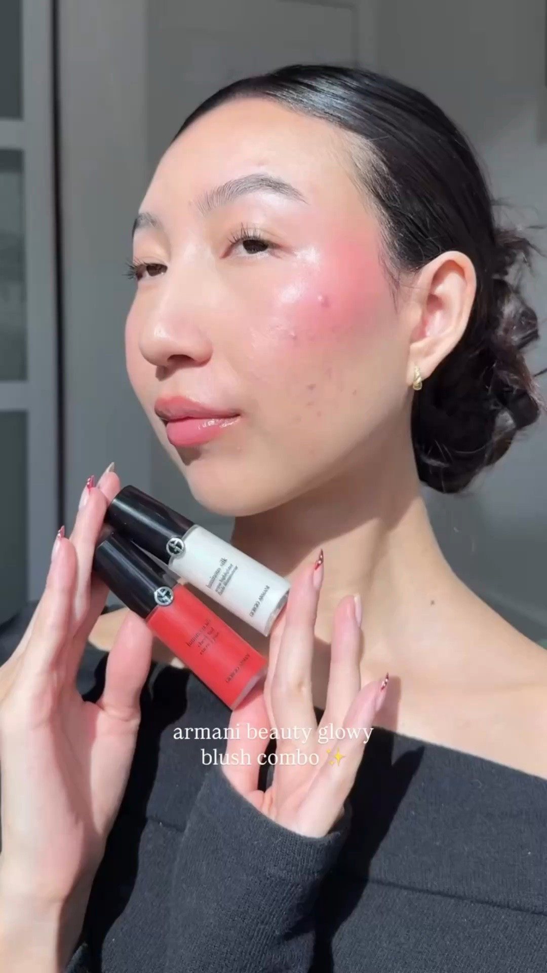 candy cane blush for the holidays ❤️ @armanibeauty Cheek Tint in shade 41 & Acqua Highlighter in shade 01 

#giftedbyarmani #armanibeauties #LuminousSilk blush combo, red blush, holiday makeup, holiday glam