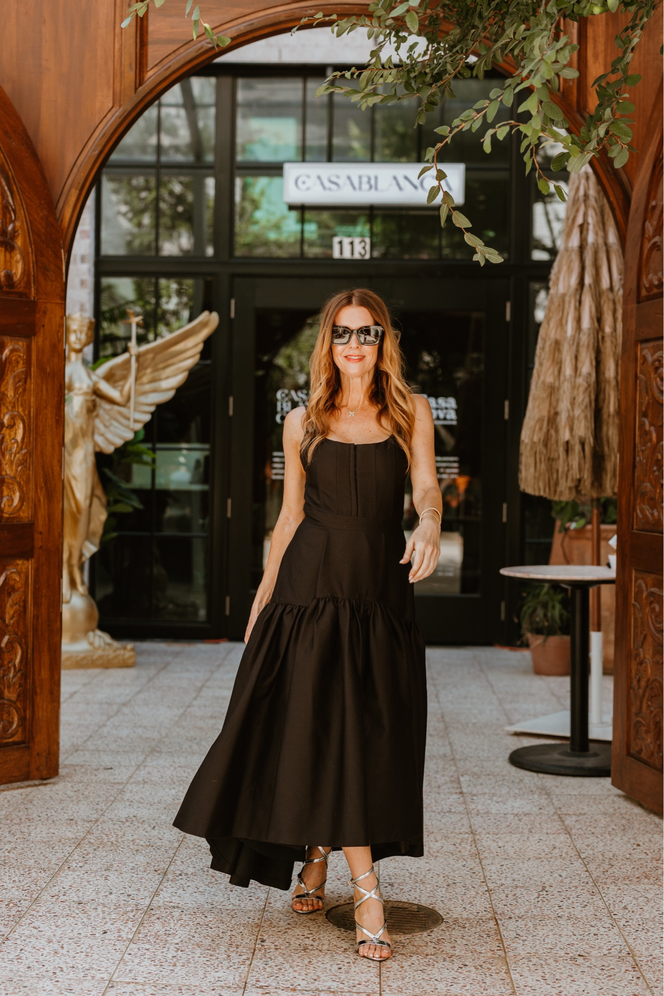 There’s nothing more essential than a black dress in all seasons- and this Alice + Olivia asymmetric midi dress ranks as my personal favorite! @Saks #Saks #SaksPartner @Shop.LTK #liketkit

#LTKStyleTip