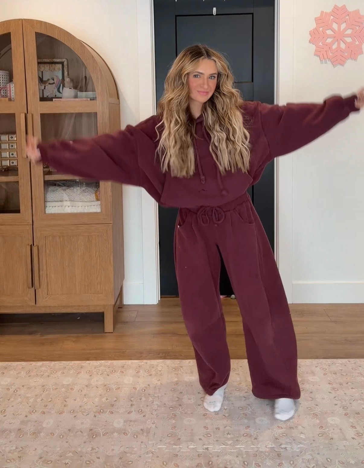 Urban outfitters cozy set 

#LTKHoliday #LTKmomlife #LTKootd