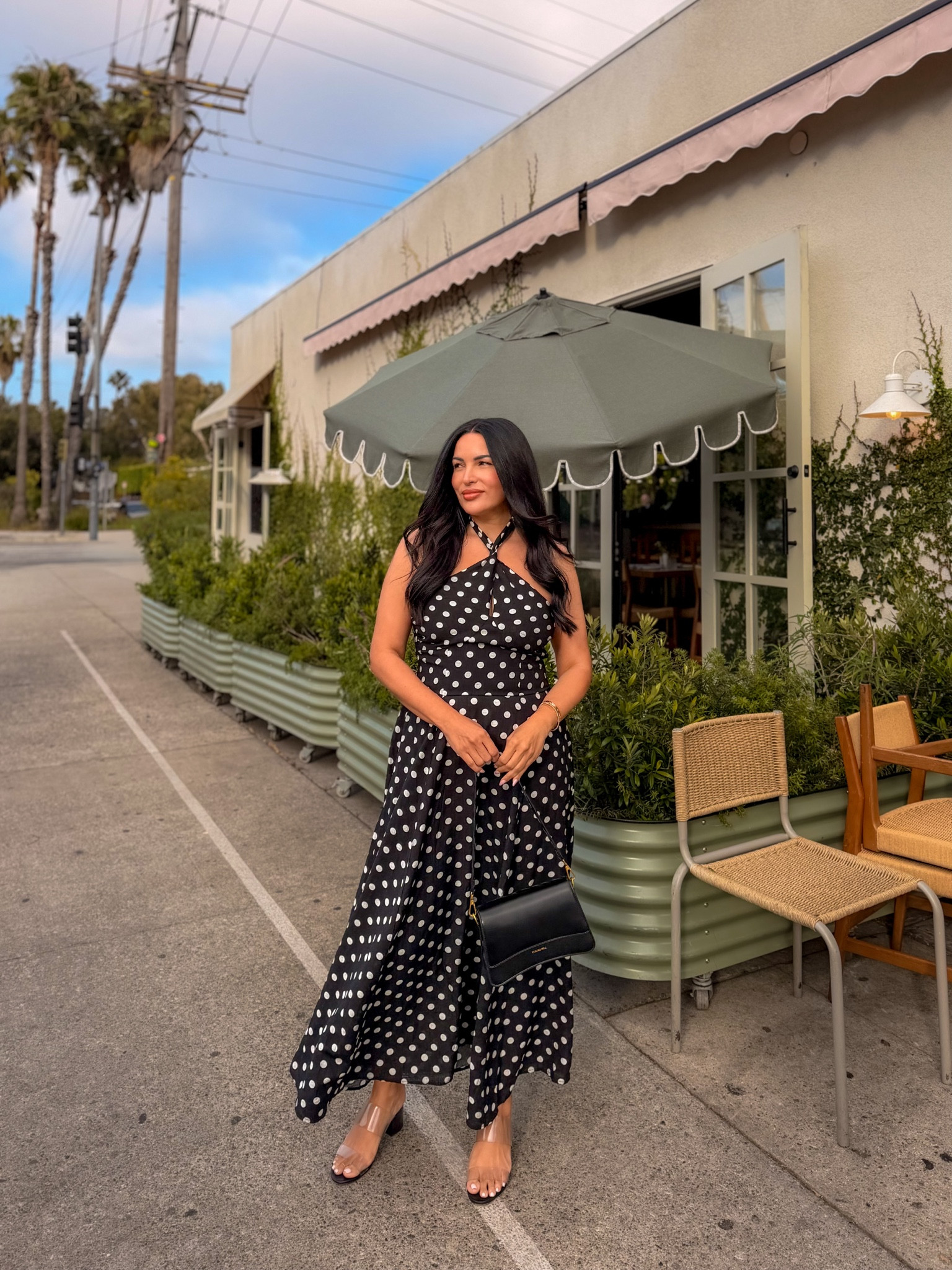 A moment for the dress 👏🏼👏🏼 n

#LTKdayinmylife #LTKOver40 #LTKootd