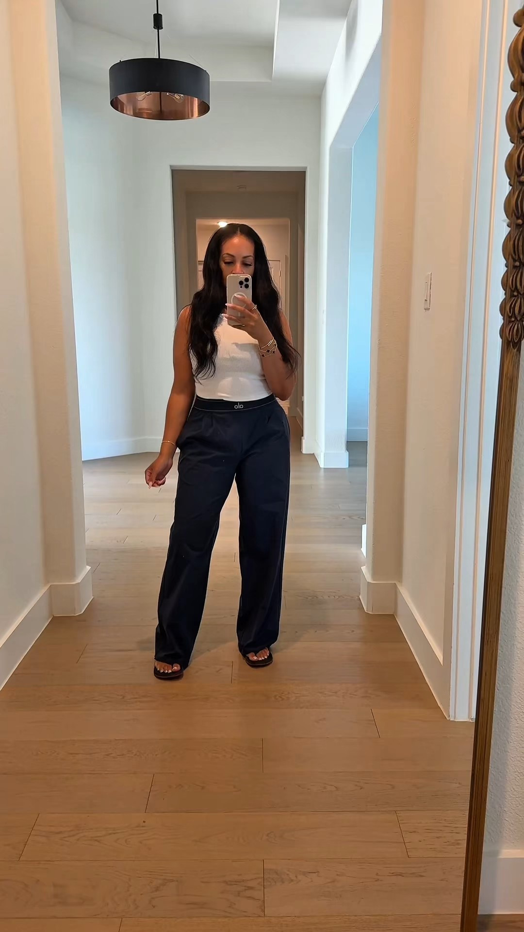 The most comfortable everyday pants #aloyoga #alo #outfitoftheday #ootd 

#LTKStyleTip #LTKOver40 #LTKActive