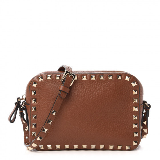 Pebbled Calfskin Rockstud Camera Crossbody Bag Tan | Fashionphile