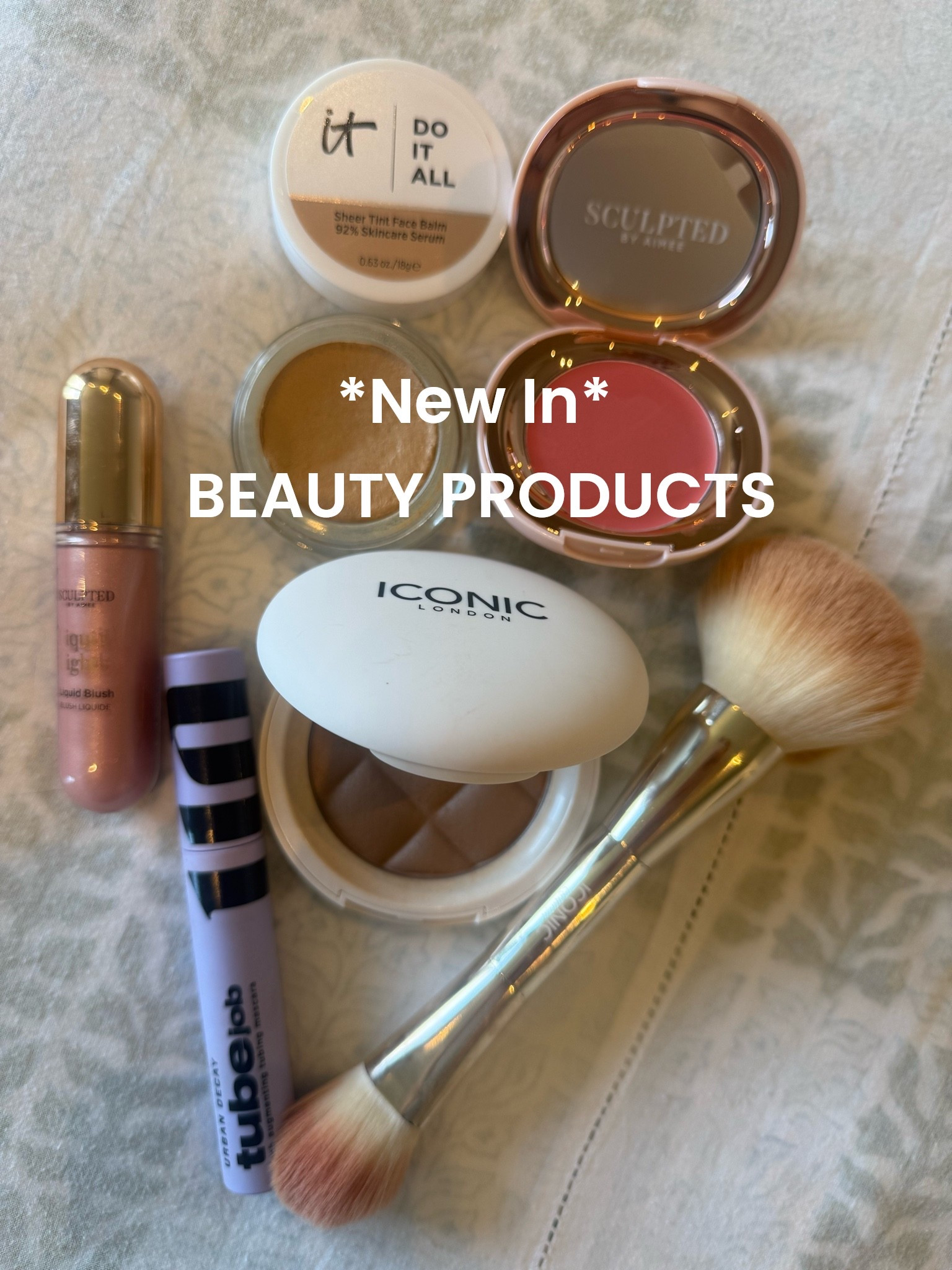 Pr samples sent to try. 

Iconic Bronzer shade Sea Salt
Cream Blush - Peachy Pink
Liquid Blush - Pink Pop
it Cosmetics ‘Do It All’ - shade Light Warm 215