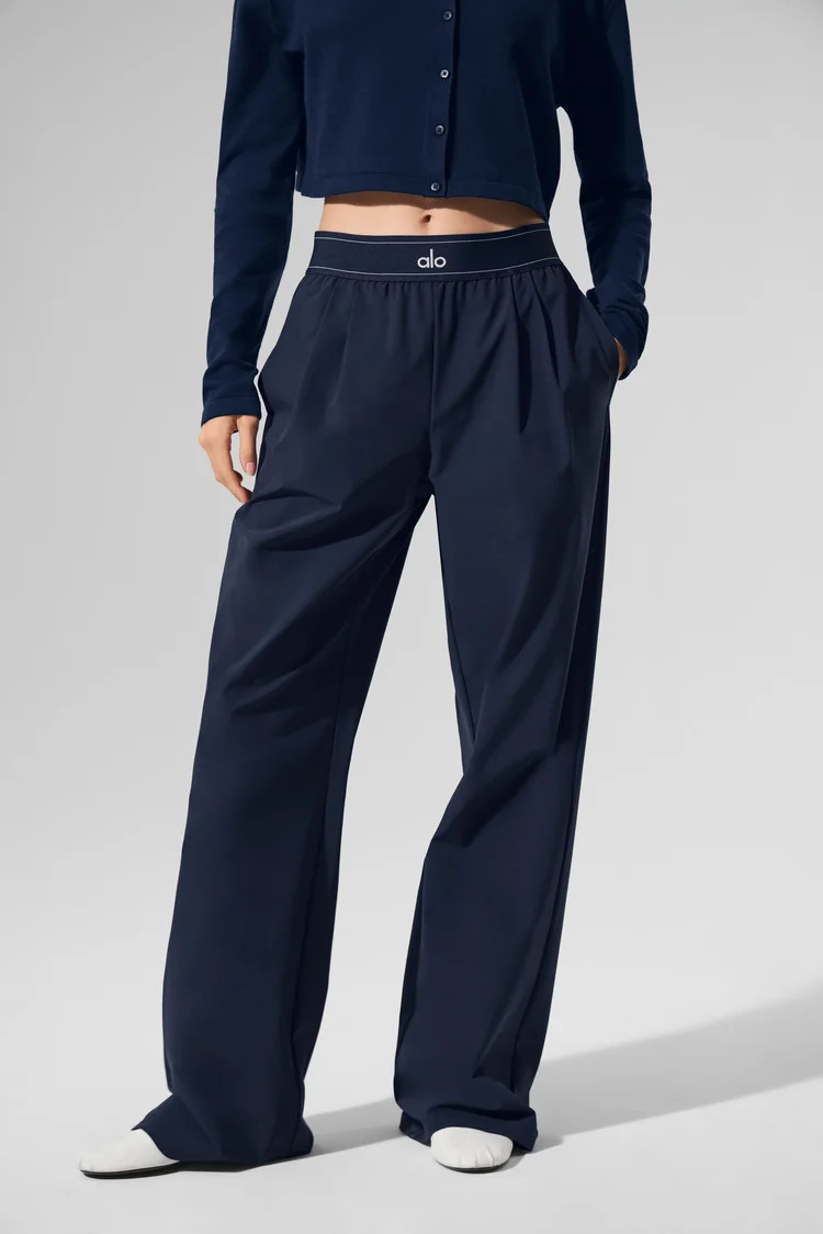 Suit Up Trouser (Long) | Alo Yoga