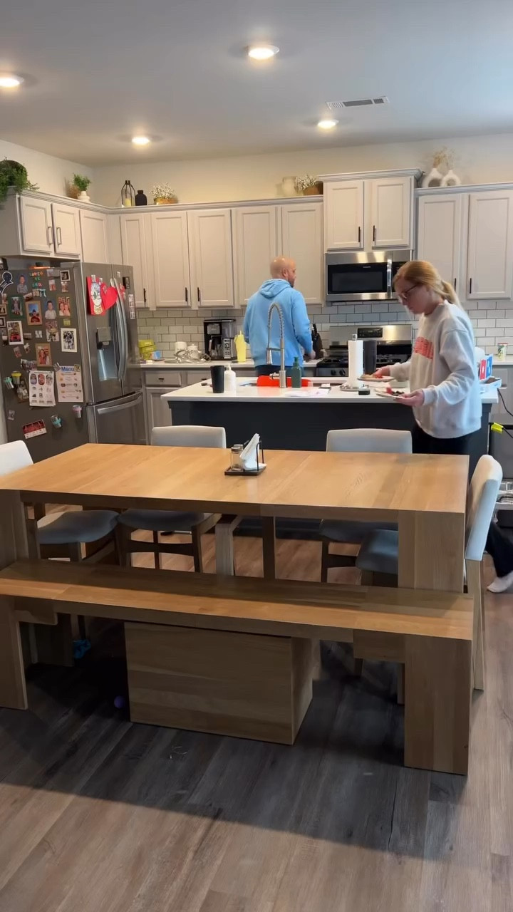 So the takeaway- get your kids on a good routine and to bed early so you can make DQ blizzards when they go to bed 🍦

#parenting #momlife #momhumor