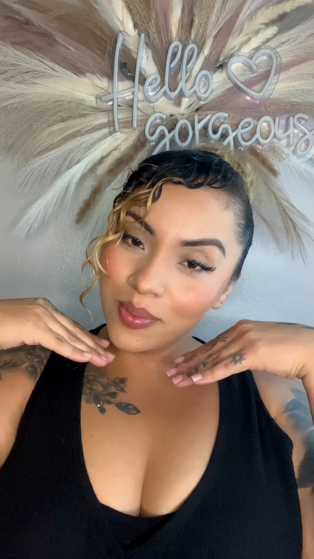 Latina GRWM using all my current beauty faves ✨ Everything linked on LTK. 

#LatinaGRWM #LatinaBeauty #LTKBeauty #ShopMyLTK #SoftGlamLatina #GRWM #MakeupRoutine#LTKgrwm

#LTKgrwm #LTKBeauty #LTKGiftGuide