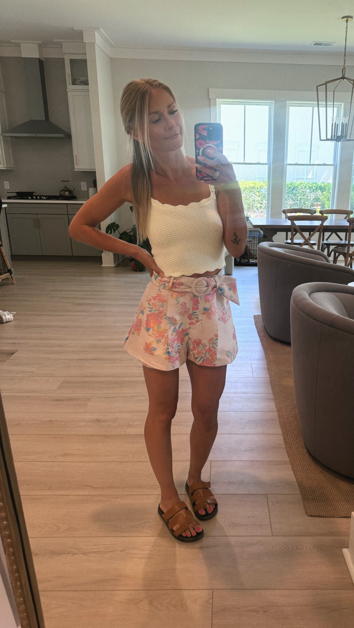 Floral short, belted short 

#LTKdayinmylife #LTKootd #LTKMothersDay