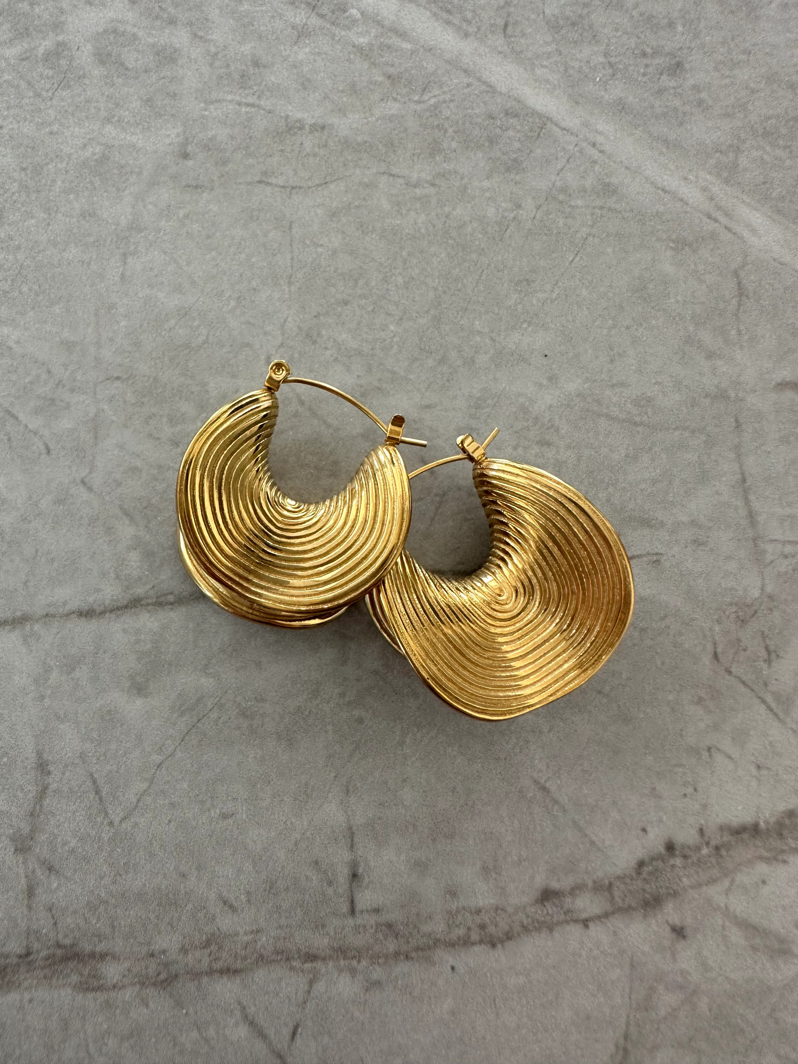 Folded Hoop Earrings | Saint Fatale