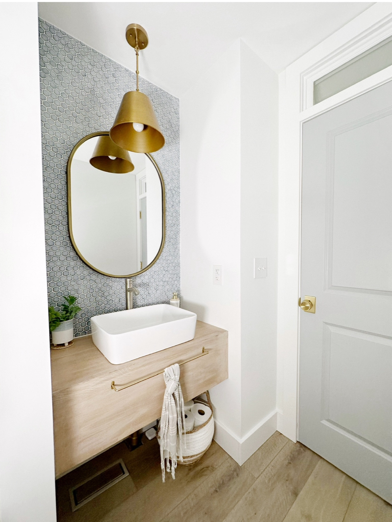 The perfect stain combo for pine wood!

Start with a clean, smoothly sanded piece of pine. 

-First - prestain (wait according to time on can approx 10-15 min)
-Second - Tinsmith gray (semi-transparent) apply with the staining sponge and whip off immediately with cloth 
-Third - Minwax Special Walnut - apply with staining sponge and wipe off right away. This can be done right after step two, no need to wait! 
-Fourth - After drying, apply Minwax poly on top with a roller 
#whiteoaklook #whiteoak 


#LTKFamily