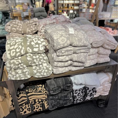 NSale: Barefoot Dreams has the coziest blankets 😍

#nordstrom #nsale #home

#LTKxNSale #LTKhome #LTKsalealert