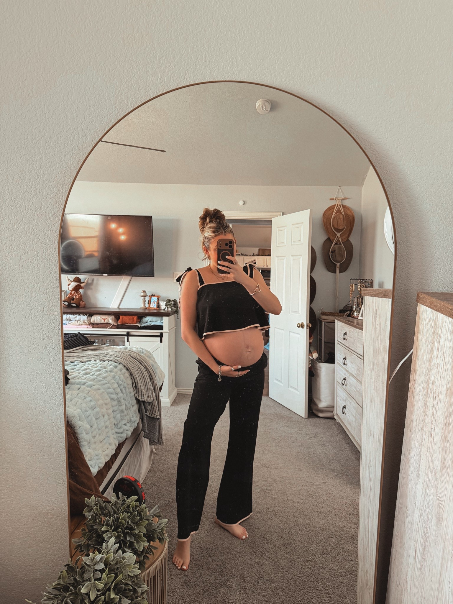 Cute two piece sets. Amazon fashion. Bump friendly. Ribbons. Spring fashion 

#LTKSeasonal #LTKBump #LTKootd