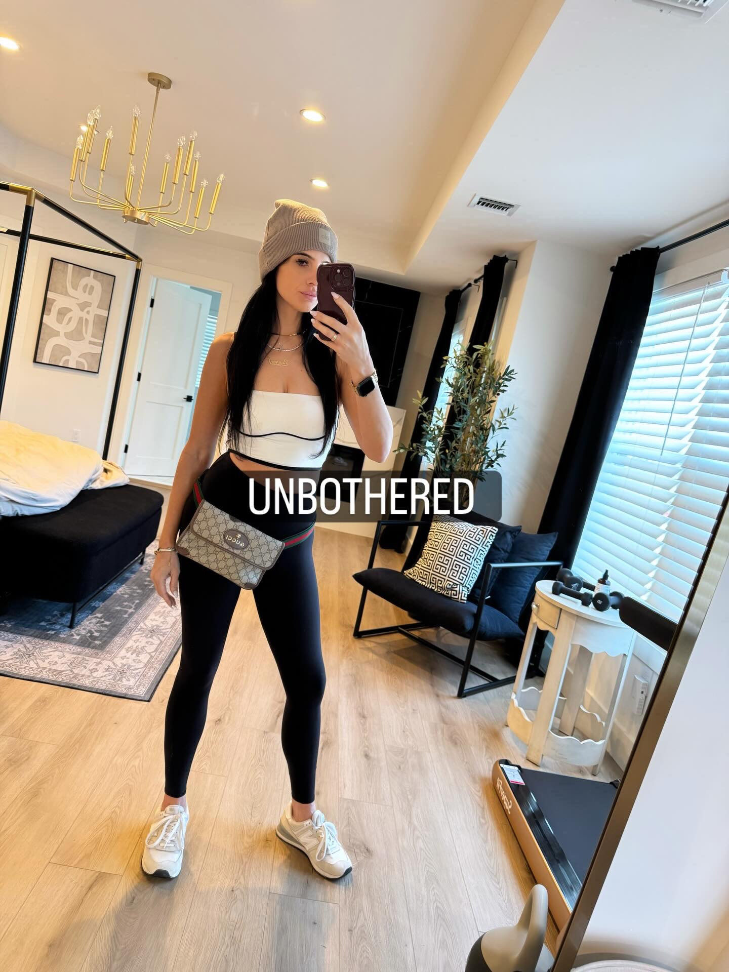 Not only did I wear gym clothes today, but I went too!!! 😂😂😂😂💪🏼💪🏼💪🏼 Came home and had a protein shake from @1upnutrition Flavor: Cinnamon Dolce Latte by @morgantpete mixed with scoop with about 10oz of @traderjoes almond milk 

Did you get to do some kind of activity today?? Even if it’s just a walk (which is my favorite), it’s so good for you mentally and physically! This is how you get strong and ultimately UNBOTHERED!!! 

#ltk #ootd #divorced and #unbothered #goals