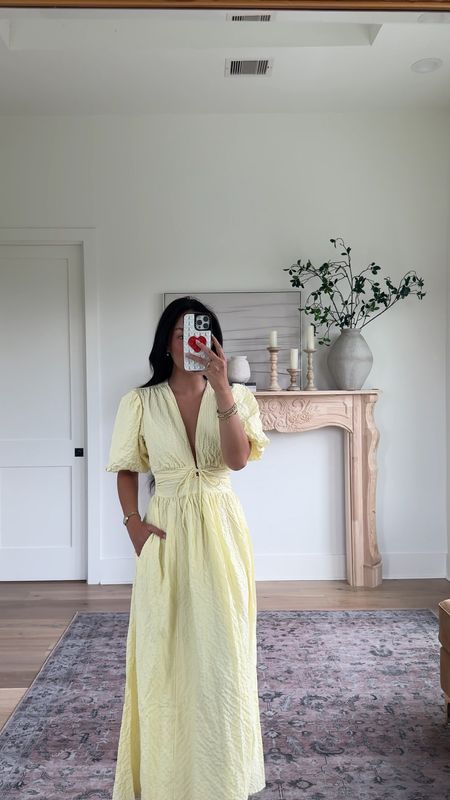 Abercrombie Sale - Maxi Tie Front Yellow Dress! 

- 20%-off ALL DRESSES + 15%-off almost everything else
- Use stackable code: DRESSFEST for an additional 15% off 

Size: XS regular for reference 

#LTKSaleAlert #LTKWedding #LTKStyleTip

Follow my shop @jasminenguyen on the @shop.LTK app to shop this post and get my exclusive app-only content!

#liketkit 
@shop.ltk
https://liketk.it/4ImP7