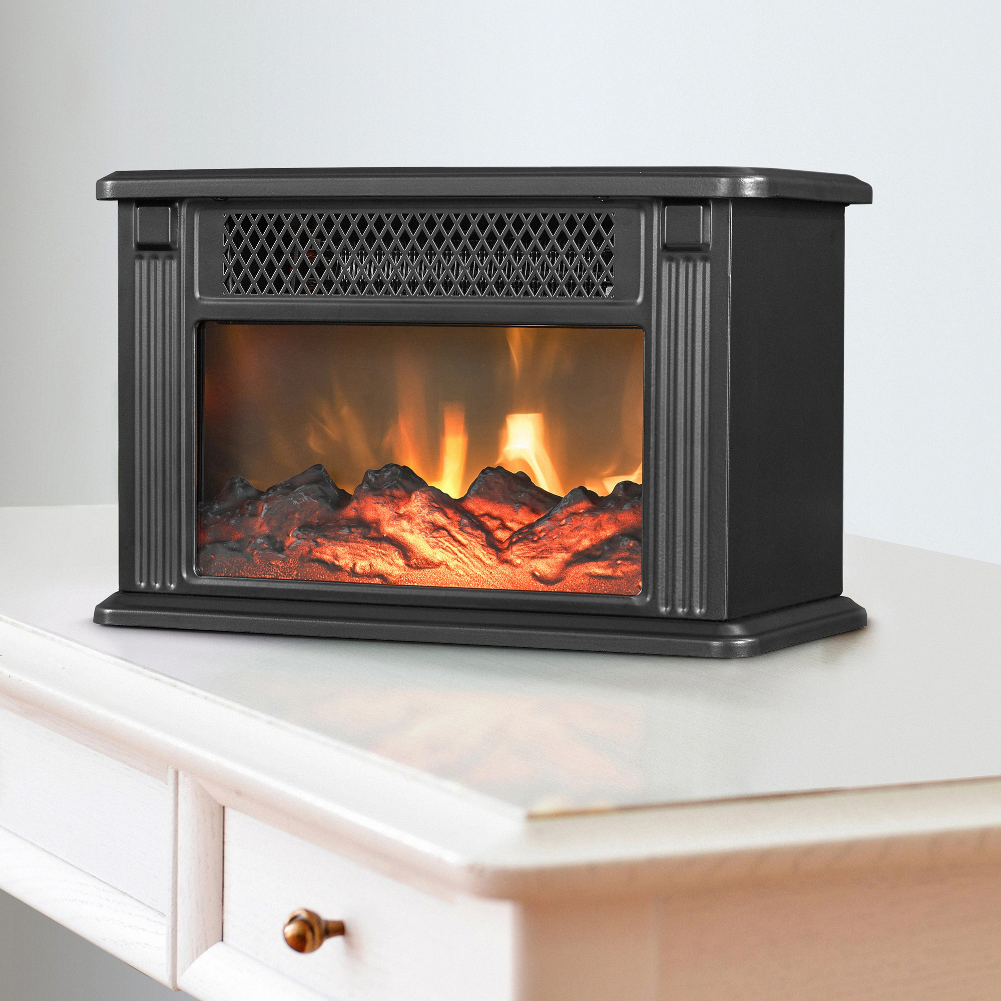 Style Selections 1500 -Watt Radiant Compact personal Indoor Electric Space Heater in Black | CFS-557-01 | Lowe's