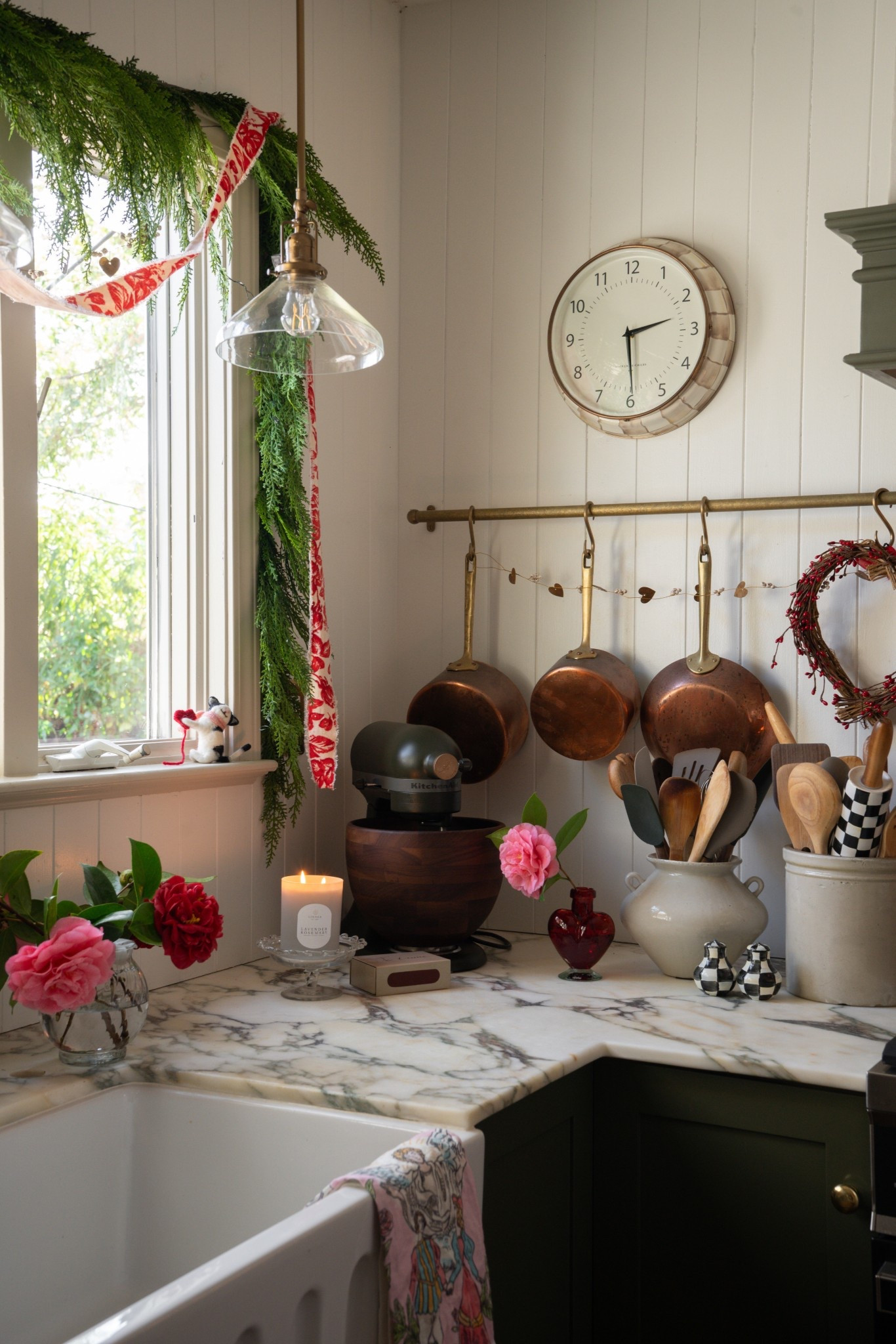 Terrain’s Valentine’s Day collection is gorgeous! 

#LTKValentine #LTKHome