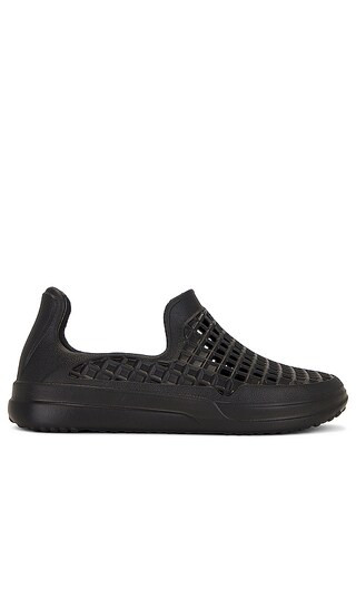 Scenario Slip On in Jet Black | Revolve Clothing (Global)