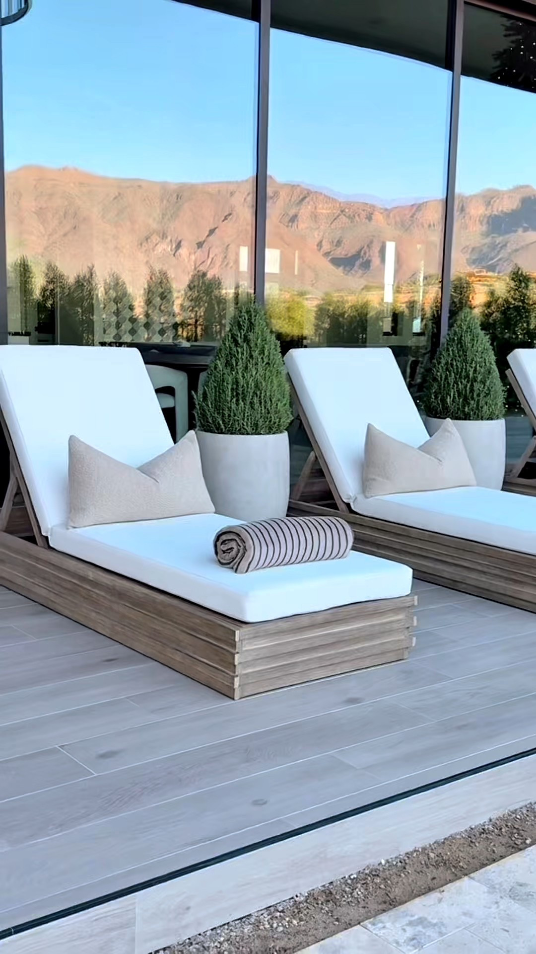 I love my new chaise lounge chairs from Wayfair! So stylish and comfortable for those stunning days ✨

Chaise lounge chair. Patio chairs. Outdoor Finds. Outdoor Furniture. Patio Finds. 

 

#LTKHome