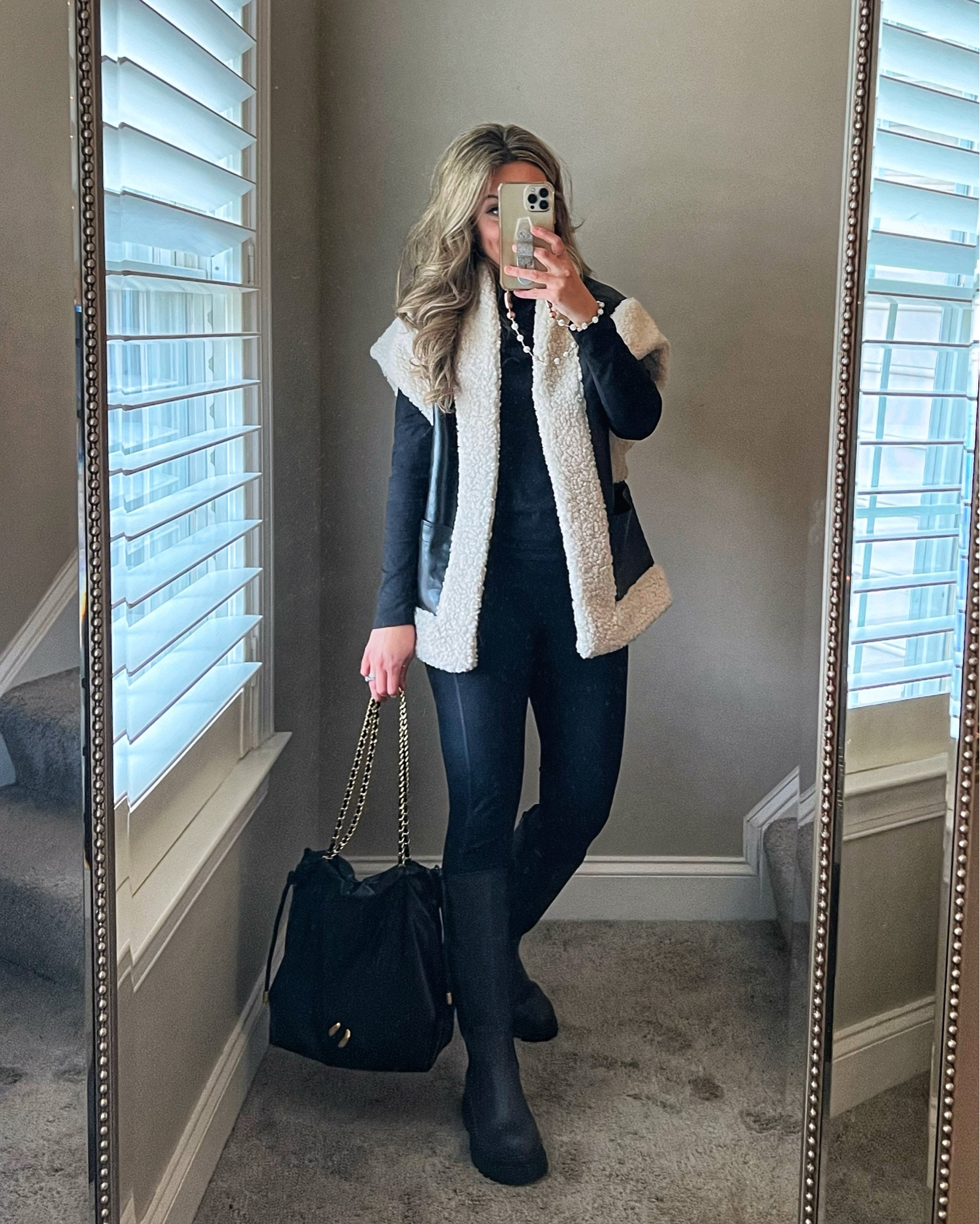 Winter outfit, casual outfit 

#LTKSeasonal #LTKGiftGuide #LTKStyleTip