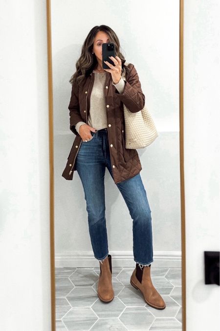 I sized down in the barn jacket but if you want to wear thicker sweater or have wide shoulders with it stick to your size (I’d say it just runs a tad big).  
Size up 1/2 in boots. Use code LILLYDEMELLO20 for extra 20% off your purchase.  
Jeans old linking similar. 
Cashmere sweater old - linking almost identical one. 


#LTKstyletip #LTKsalealert #LTKfindsunder100