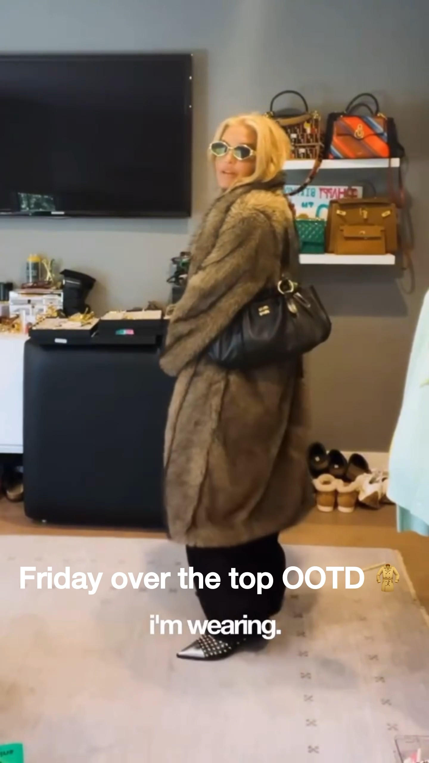 OTP OOTD because why not?

#LTKOver40 #LTKFindsUnder100 #LTKStyleTip