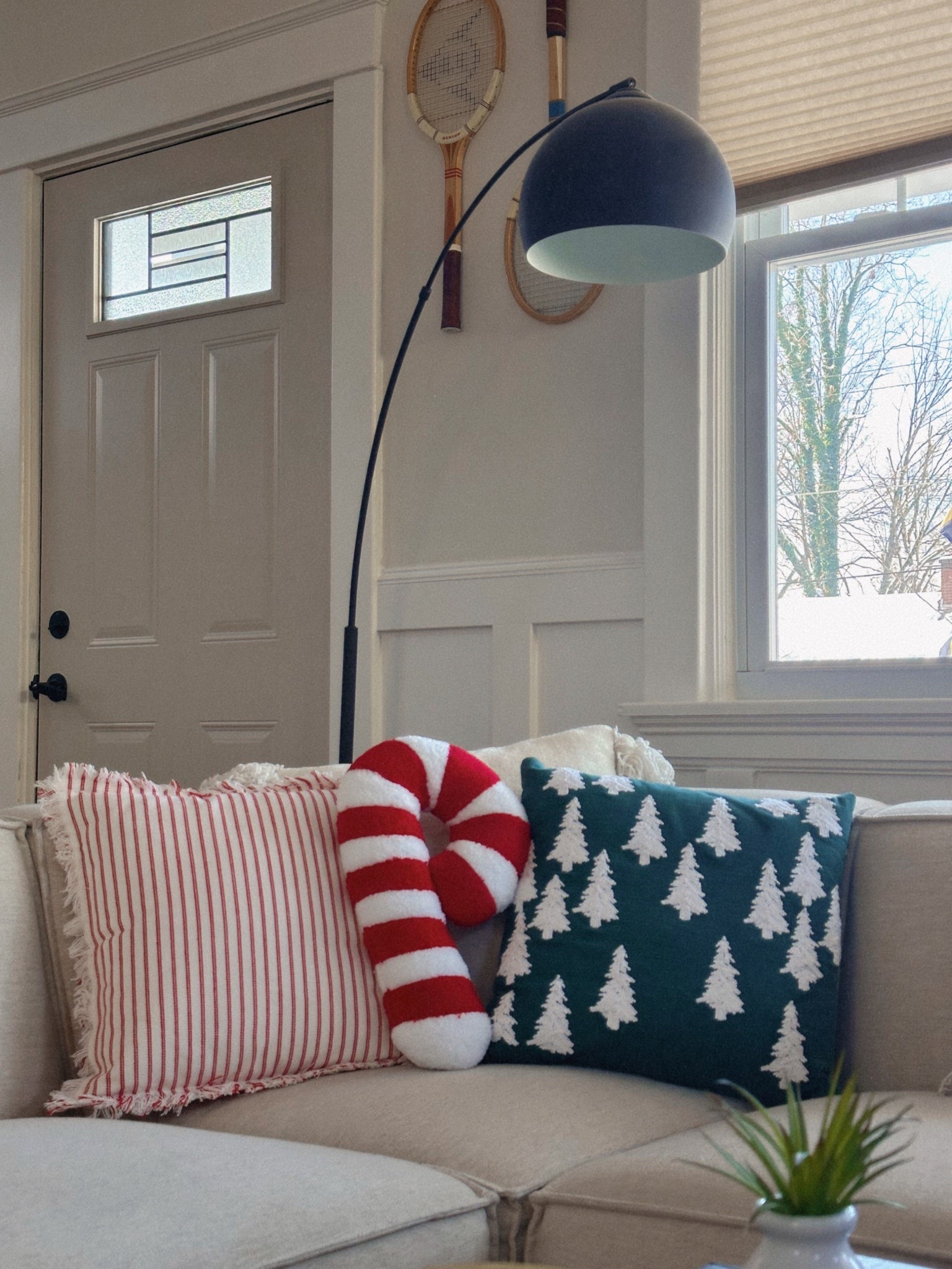 Christmas pillows 🎄gift

#LTKHome #LTKHoliday #LTKGiftGuide