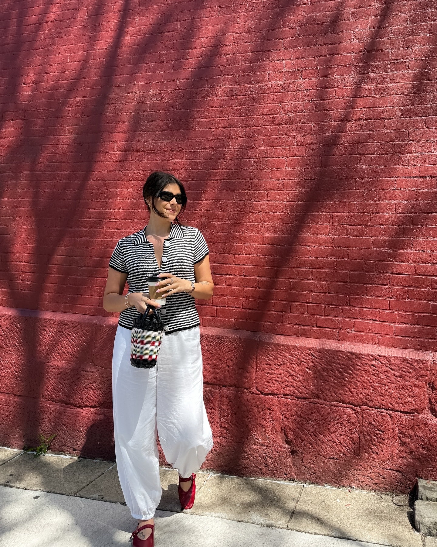 Monday ootd 🤍

Top is target
Pants are target
Shoes are Steve Madden
Sunglasses are Prada
Bag is Zara
Earrings are Ana Luisa

#LTKootd #LTKWorkwear #LTKSaleAlert
