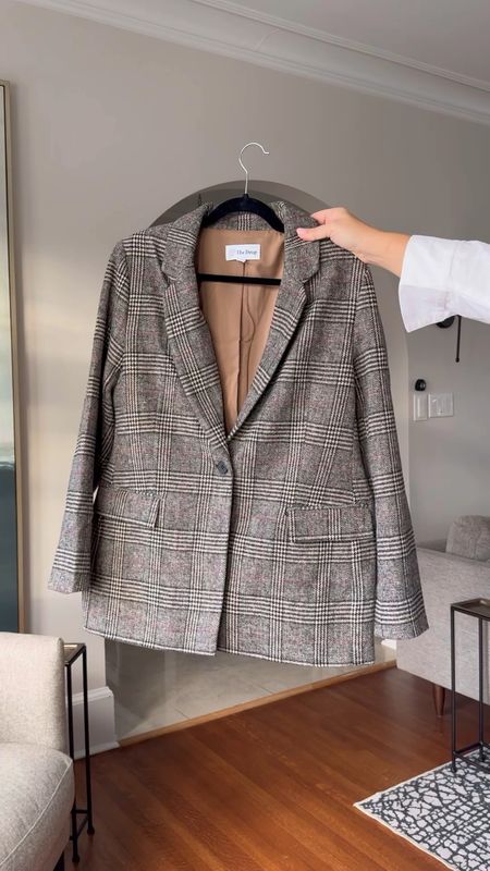 Sharing 5 ways to style a blazer this winter! Wearing size XXL (sized up- fabric doesn’t have a lot of stretch). 

#LTKSeasonal #LTKworkwear #LTKstyletip