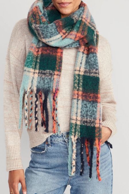 Fall oversized scarf 


#LTKSeasonal #LTKfindsunder50 #LTKstyletip