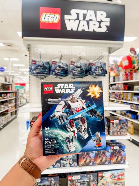 Exclusively at Target 🎯 Celebrating 25 year anniversary of LEGO Star Wars sets ❤️ #Ad #LEGO #LEGOStarWars #OnlyAtTarget #TargetPartner #LEGOPartner #LTKGiftGuide 