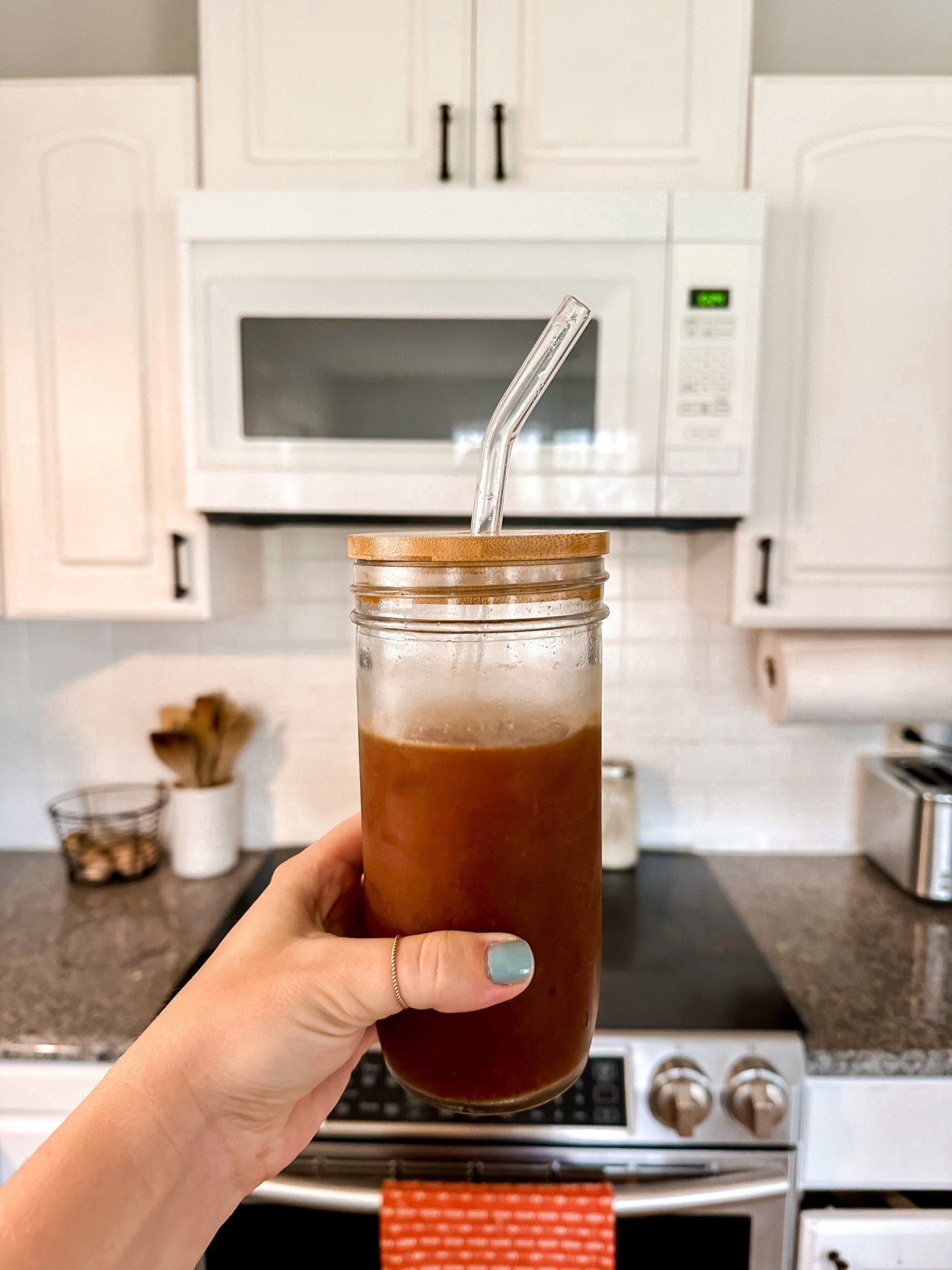 24oz mason jar glass with lid and  glass straw
I mix my NingXia Red in with a can sparkling water 👌🏼

#LTKhome