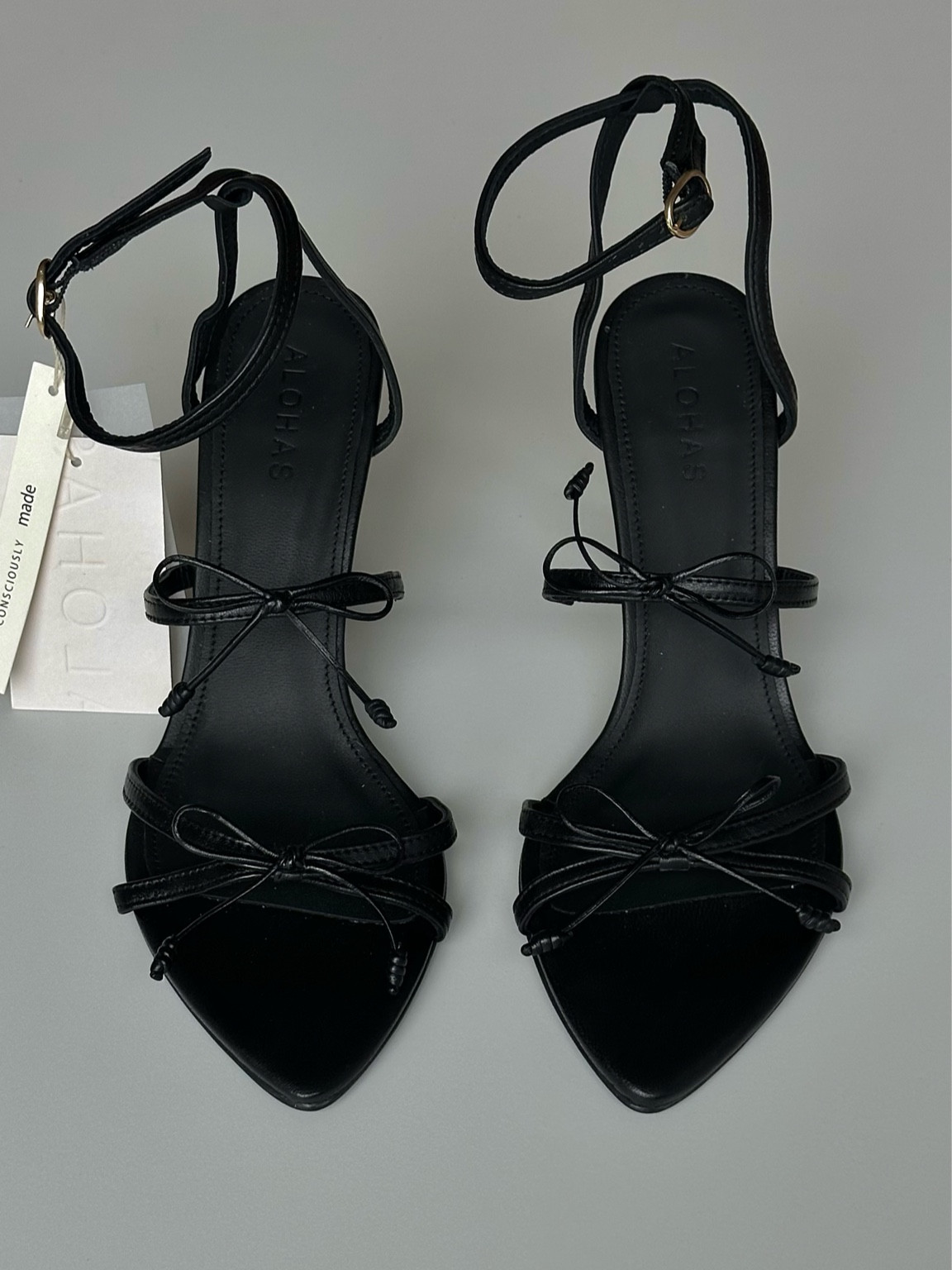 Bow detail sandals 🖤 

#LTKShoeCrush #LTKStyleTip