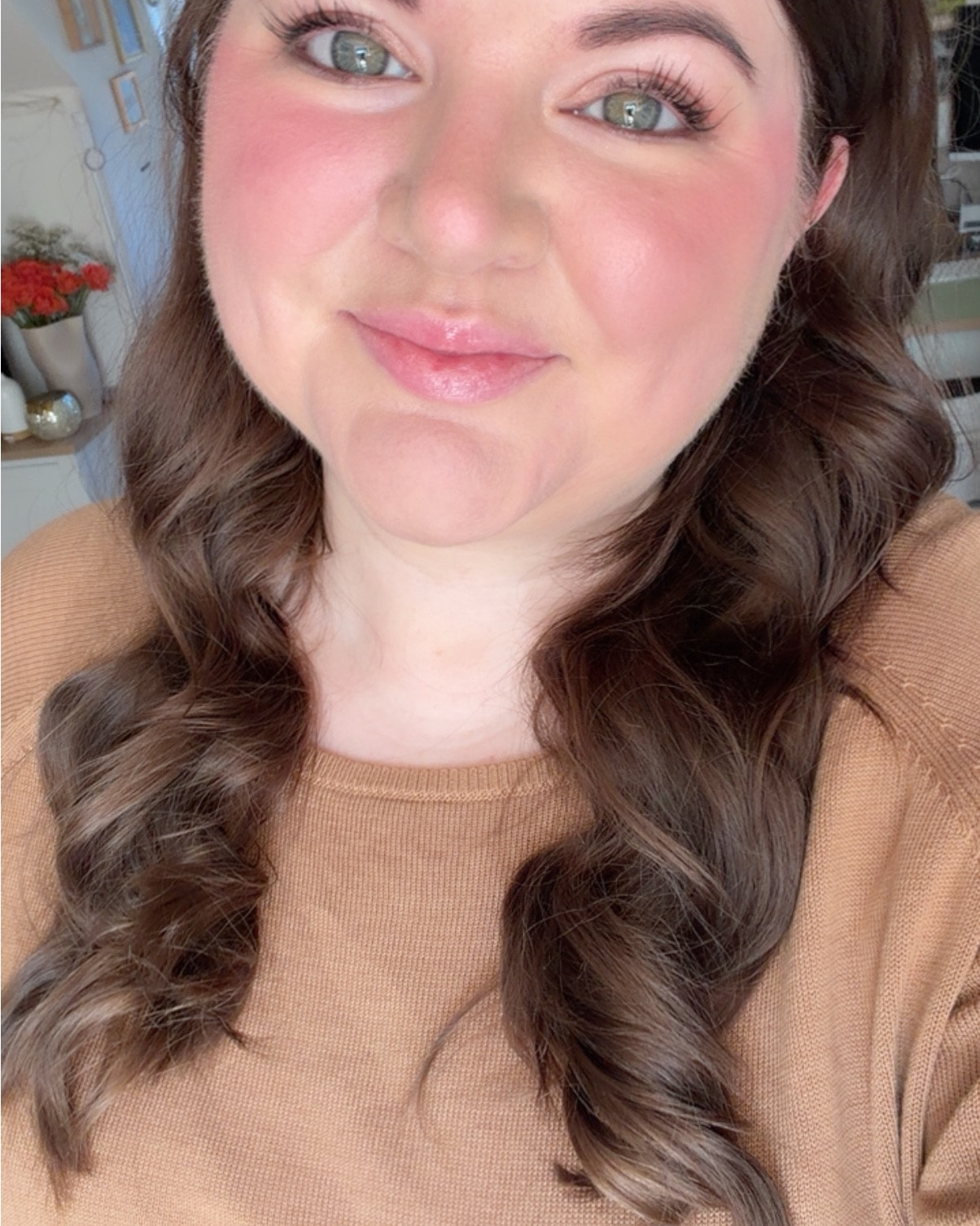 Heatless Curls and a glowy makeup look is what I will ALWAYS go back to! 

The new L’Oréal Extensionist Mascara has swiftly become my fave- if it was made in brown I think would deem it a holy grail it’s so good!! 😍😍

• Heatless Curls • Makeup • Face of the Day • What’s on my face • Spring Makeup • Bridesmaid Makeup • Glowy Skin • Charlotte Tilbury • Makeup By Mario • MySephora Sale • Space NK • The Beauty Crop • 

#LTKspring #LTKdatenight #LTKbeauty