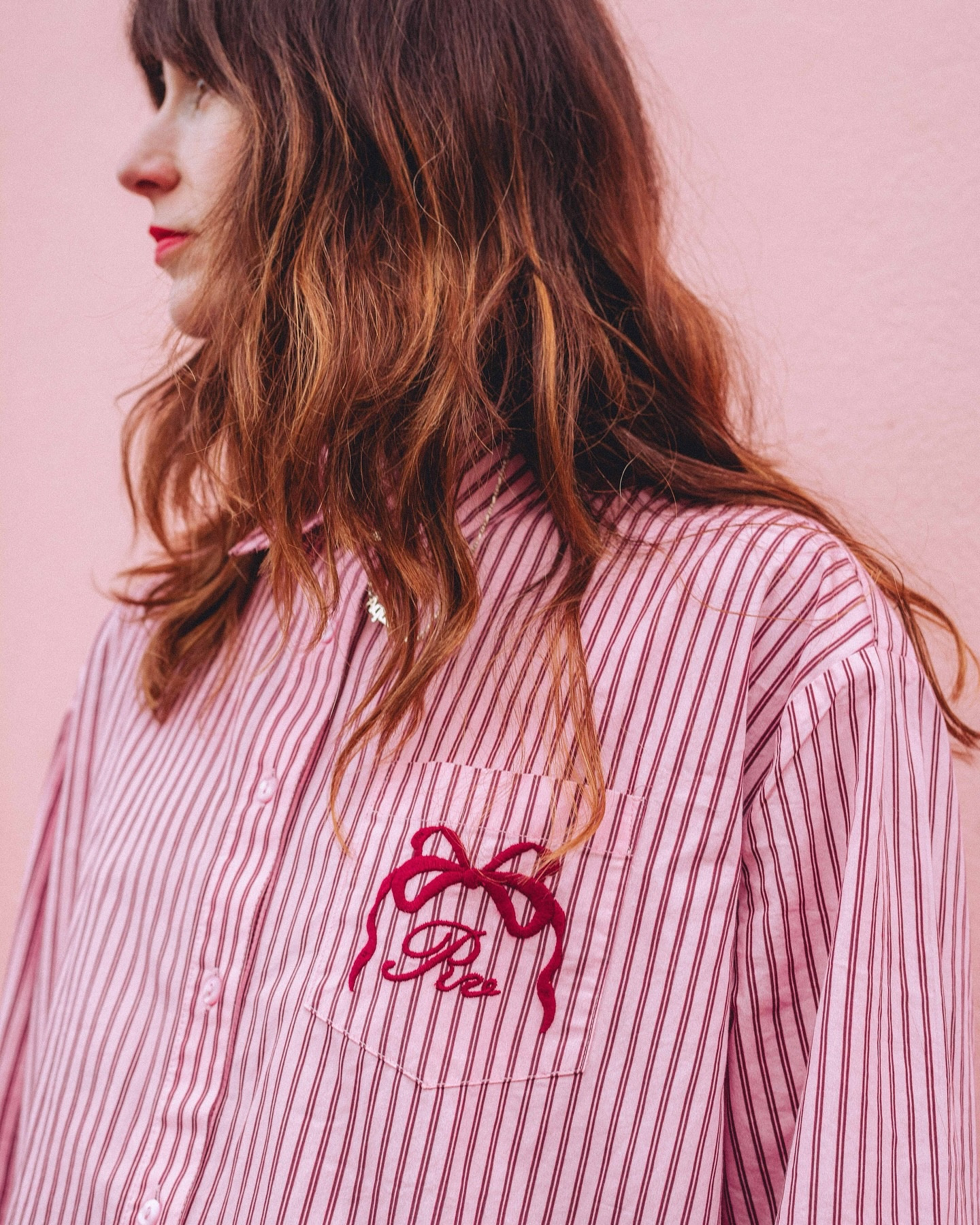 A great Damson Madder dupe if I ever saw one 👀🎀

Shirt @asos a d 
Jeans @sezane 

Gifted products 

📸 @reverblondon 
.
.
.
#reclaimedvintage #asseenonme #stripedshirt #stripedshirts #asosfashion