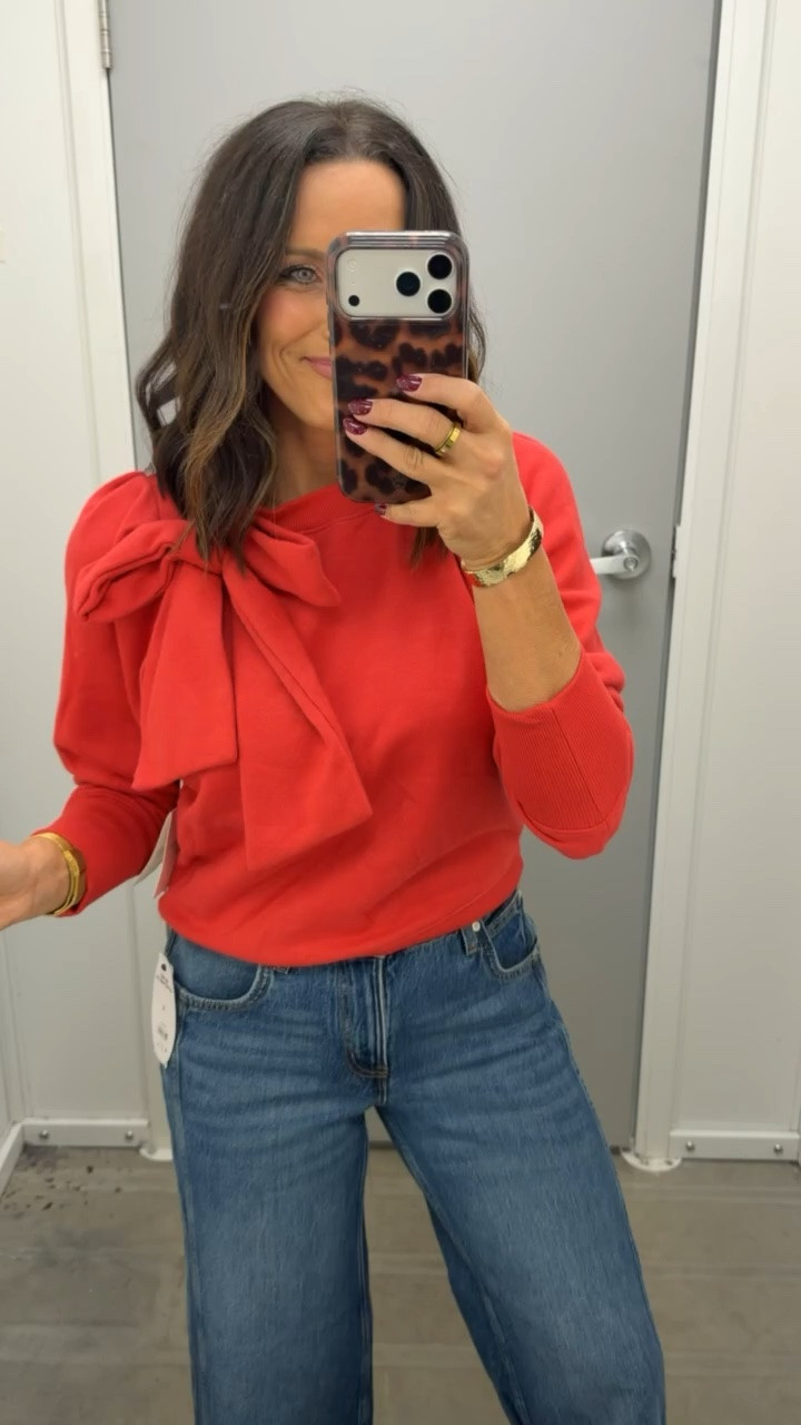 Give me all the RED for fall! This is the perfect blouse to just through on and not have to think to hard!

@Walmart 

small

#walmartfashion

#LTKootd
