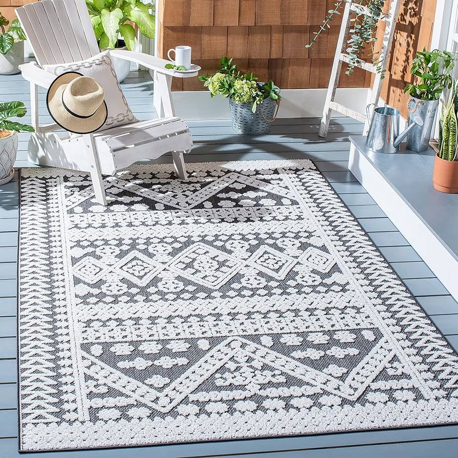 SAFAVIEH Cabana Collection Accent Rug -3' x 5', Ivory & Grey, Non-Shedding & Easy Care, Ideal for... | Amazon (US)