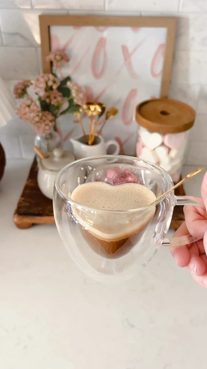 Mira que taza mas bella!!! #sanvalentin #valentinesday #valentine

#LTKSeasonal #LTKHome #LTKGiftGuide