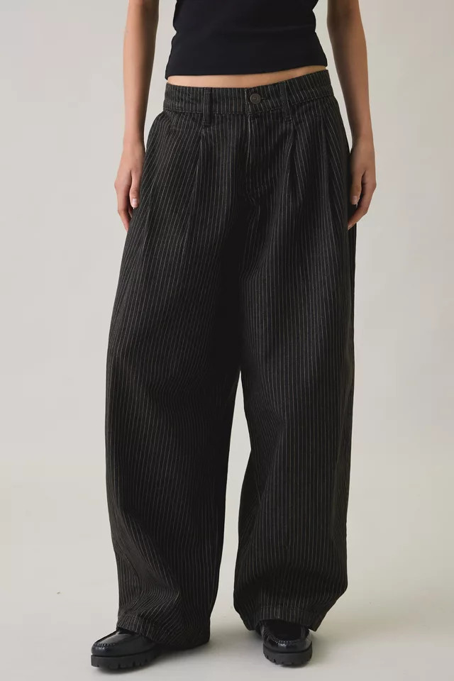 BDG Jax Pinstripe Pleated Cocoon Low-Rise Jeans in Black, Women's at Urban Outfitters | Urban Outfitters (US and RoW)