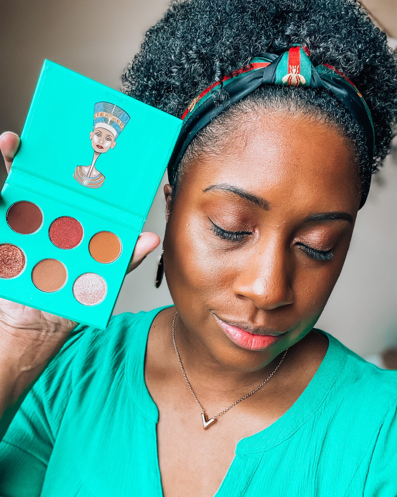 “IT ALL BEGINS IN AFRICA! Created to celebrate the rebels, rulers, and queens of the African kingdoms who honored beauty through their innovative and soulful techniques that we still use today!”

Let me introduce you all to @JuviasPlace  Necessity and inspiration spawned the creation of Juvia’s Place. Founder Chichi Eburu struggled to find makeup suited for her deep skin tone. What was available were muted colors, and products that didn’t enhance the true richness of her skin tone. She searched for years to find cosmetics that would enhance the dark hues of her skin tone without making her look lighter or grayer, makeup that offered colors that weren’t muted against her rich skin color.

I have been a customer of this brand for quite some time, and I always find myself drawn to the amazing eye shadow palettes. They colors are rich, bold, and highly pigmented. Not to mention the formula is A+ and blends like a dream.  

If you’re in the market to branch out and try some amazing cosmetics that can beat any wear test and all day performance, definitely check out Julia’s place during your next shopping haul!

Happy Friday Jr. Friends! Go be great today and support some new brands! 
{𝐂𝐡𝐞𝐜𝐤 𝐨𝐮𝐭 𝐭𝐡𝐞 𝐥𝐢𝐧𝐤 𝐢𝐧 𝐛𝐢𝐨 𝐭𝐨 𝐬𝐡𝐨𝐩 𝐚𝐥𝐥 𝐨𝐟 𝐭𝐡𝐞 𝐛𝐥𝐚𝐜𝐤 𝐨𝐰𝐧𝐞𝐝 𝐩𝐫𝐨𝐝𝐮𝐜𝐭𝐬 𝐈 𝐰𝐢𝐥𝐥 𝐛𝐞 𝐬𝐡𝐚𝐫𝐢𝐧𝐠}⁣
.
.
.
.
.
.
.
#juviasplace #blackbeauty #blackbeautybrands #createdformebyme #inclusivity #blackhistory #blackgirlmagic #blm #blackexcellence #love #support #melanin #explorepage #blackcreators #blackentrepreneurs #february #february2023 #followformore #africanheritage 



#LTKFind #LTKSale #LTKbeauty